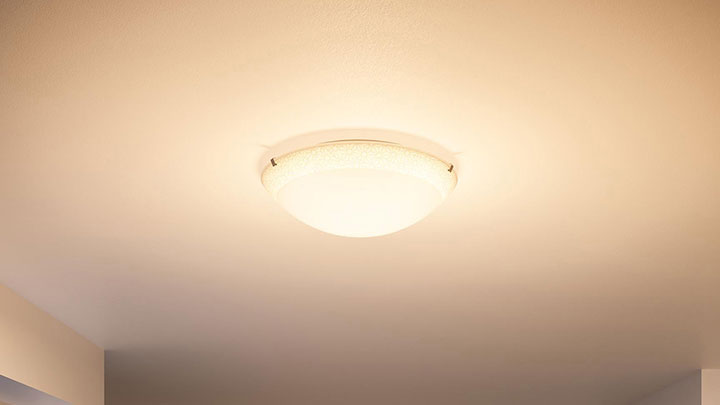 Loftmonteret lamper med Philips LED
